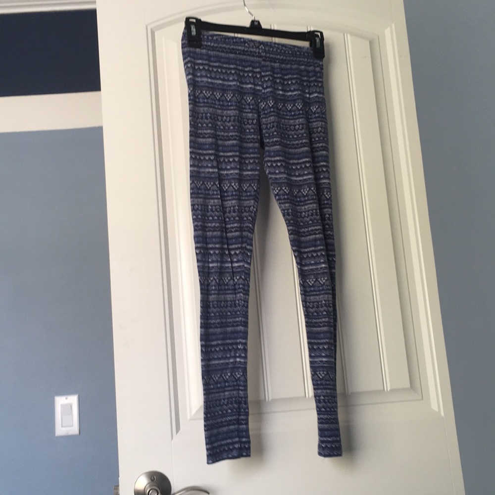 Blue leggings